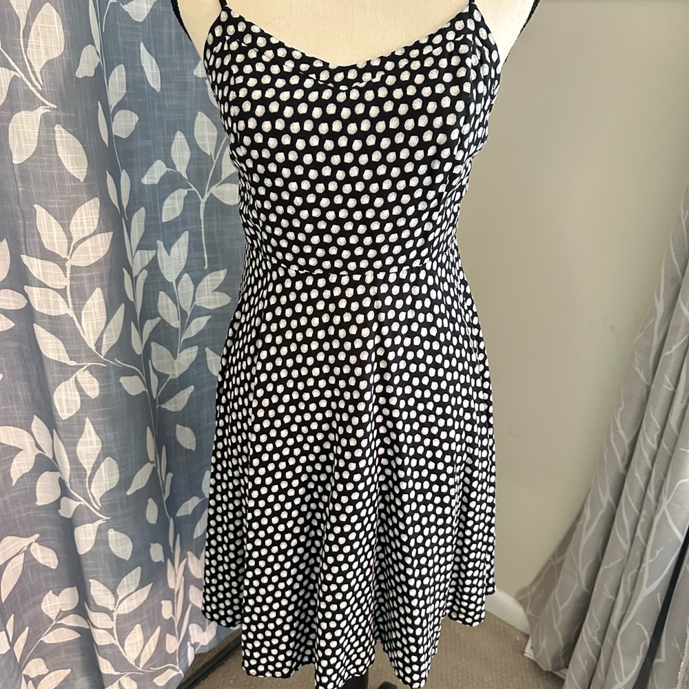 Old Navy Seashell Navy and White Mini Dress